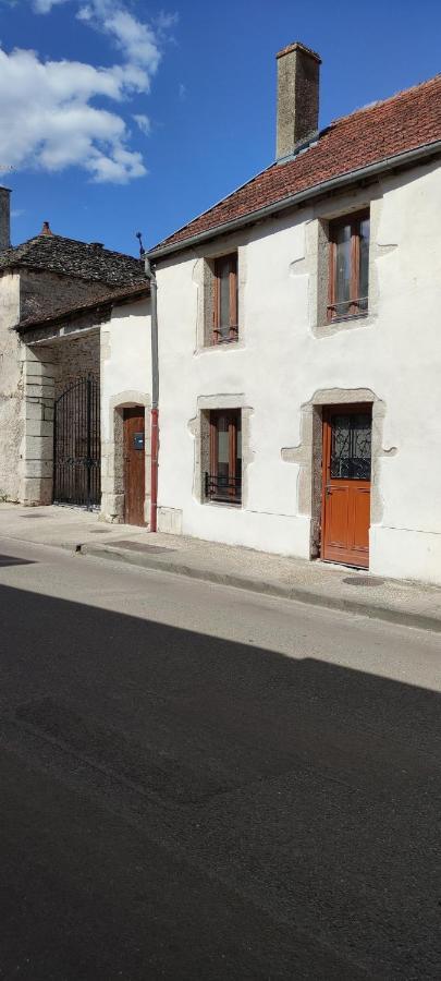 Gite Rue Pasteur Is-sur-Tille Exterior photo